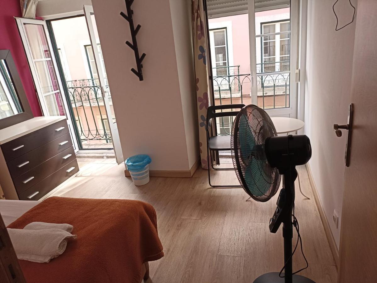 ליסבון Martim Moniz 28 Guest House מראה חיצוני תמונה