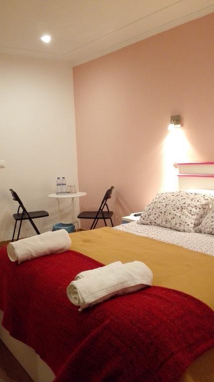 ליסבון Martim Moniz 28 Guest House חדר תמונה
